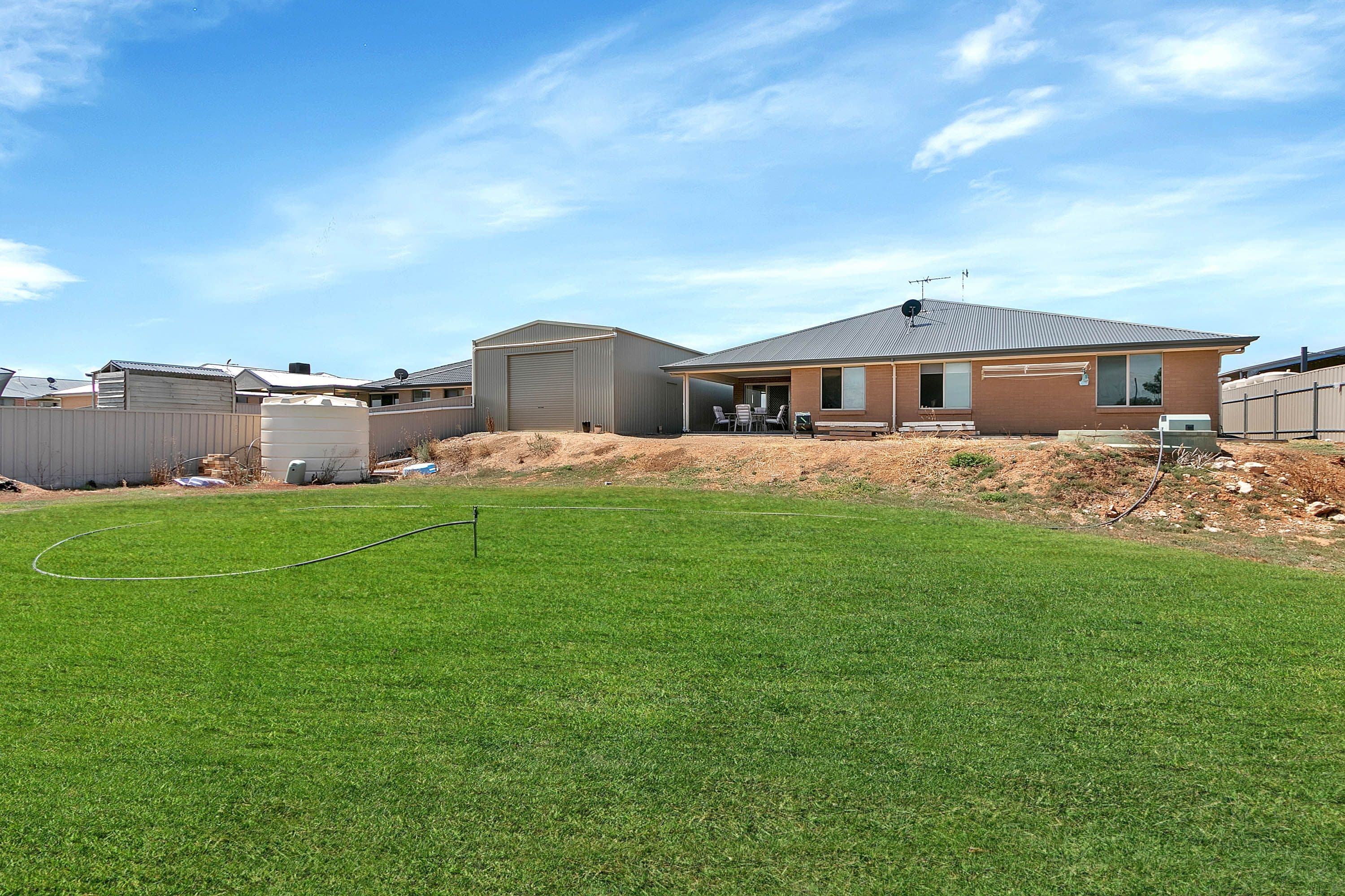 37 Walter Avenue, Two Wells SA 5501, Two Wells - Thumbnail 3