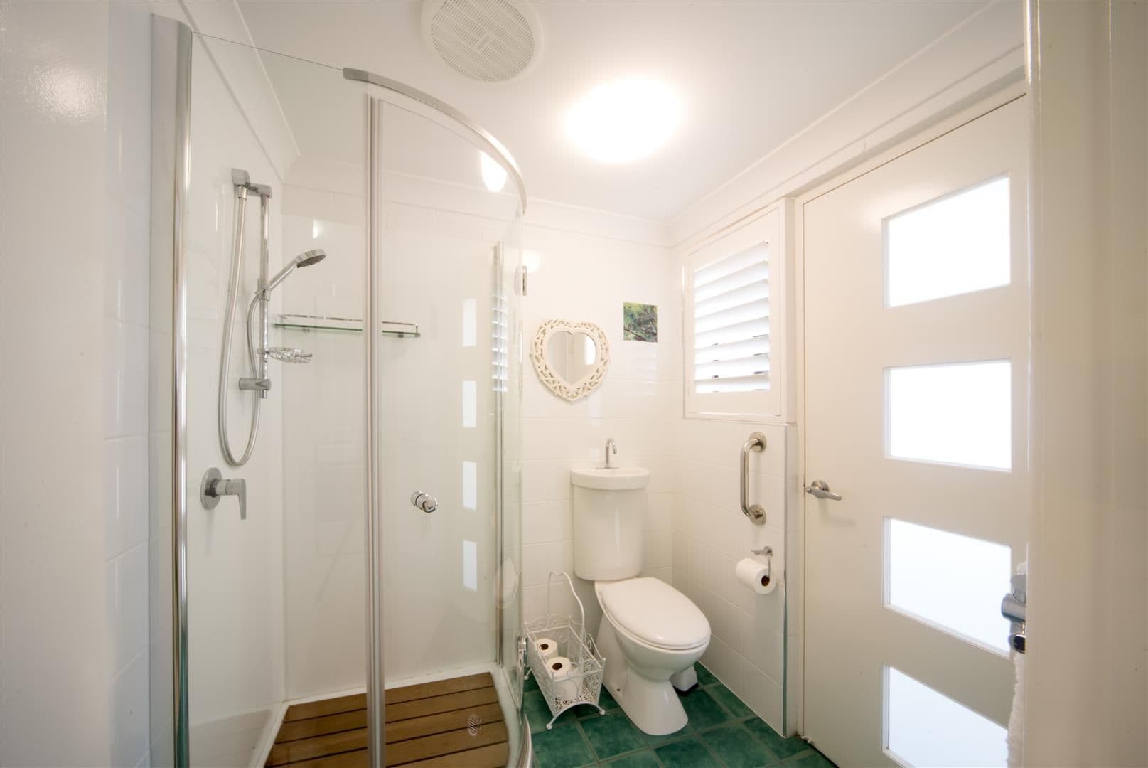 15 Hinschen Street, Proserpine QLD 4800, Proserpine - Thumbnail 5
