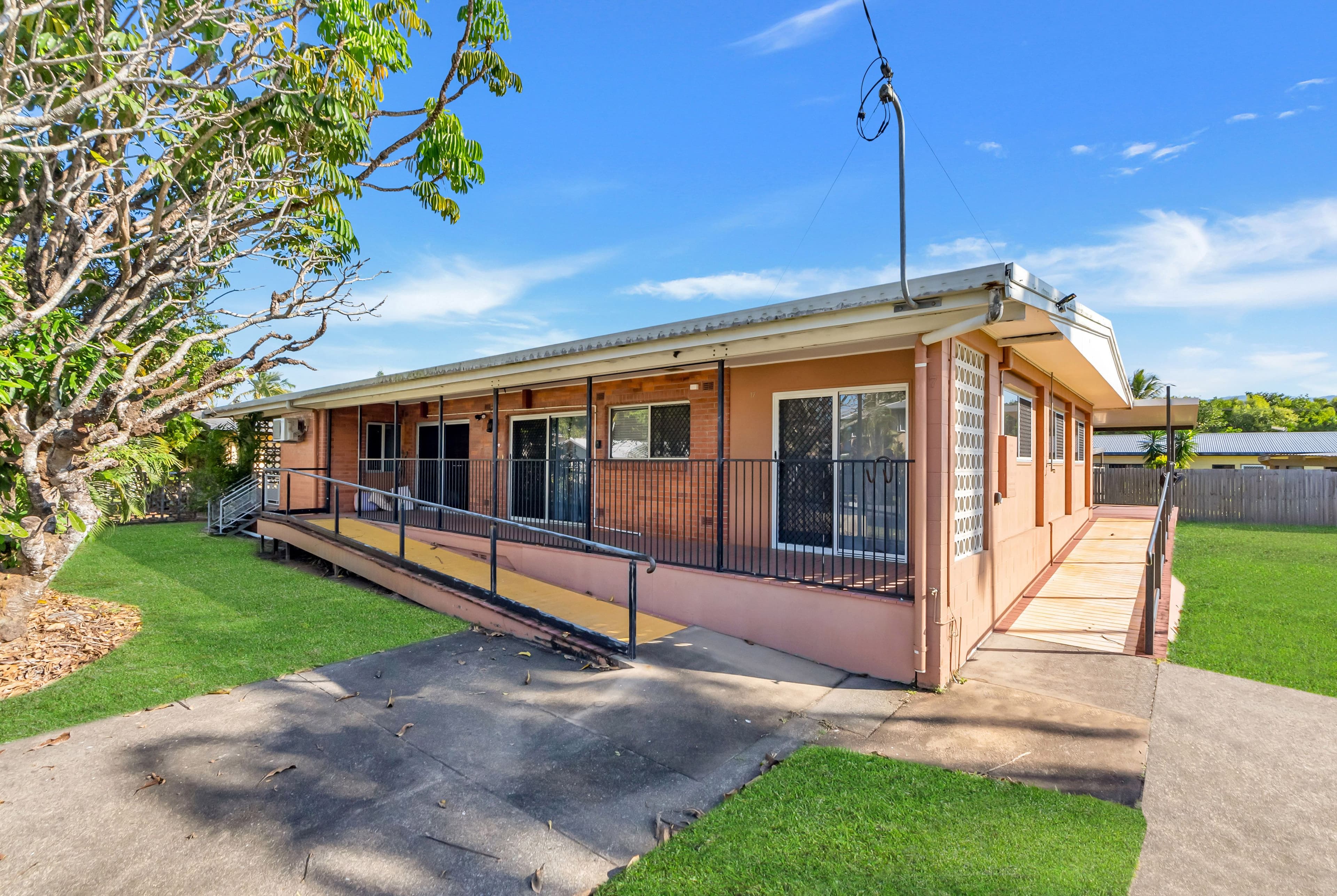 17-19 Harris Street, Parramatta Park QLD 4870, Parramatta Park - Thumbnail 2