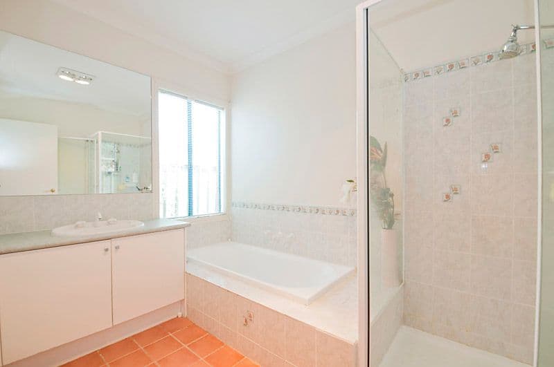 61  Salisbury Road, ASHWOOD VIC 3147, Ashwood - Thumbnail 2
