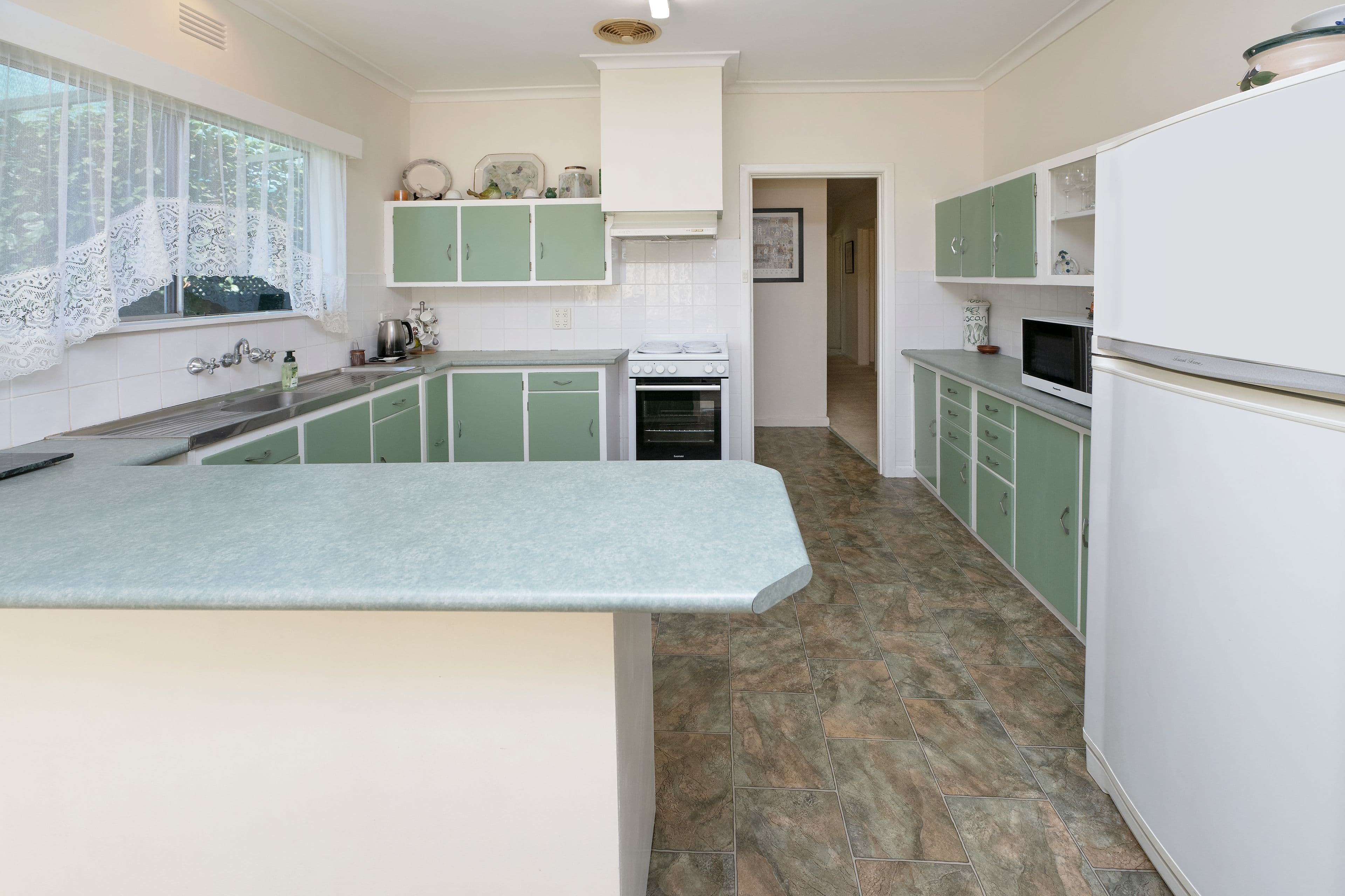 18 Naretha Street, Swan Hill VIC 3585, Swan Hill - Thumbnail 5