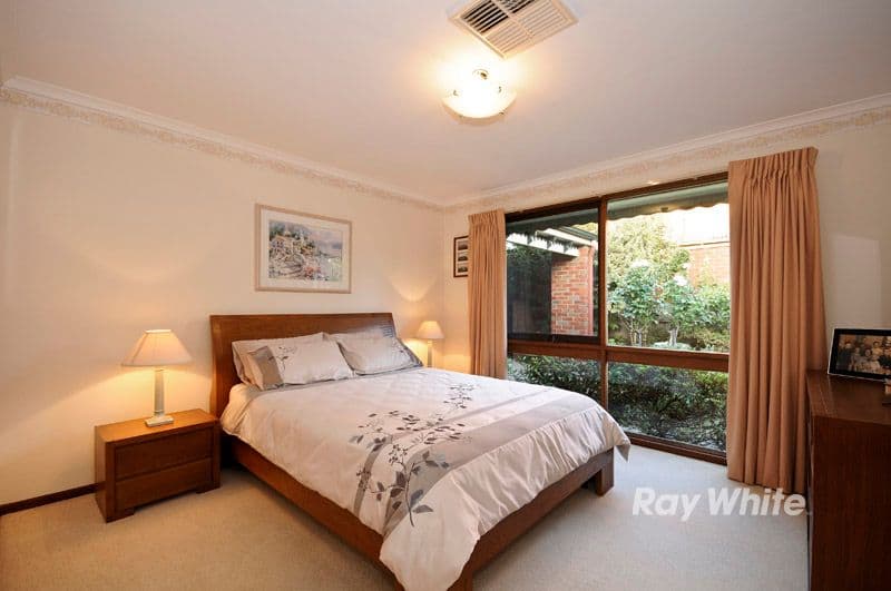 12 Kirrum Close, WANTIRNA SOUTH VIC 3152, Wantirna South - Thumbnail 4