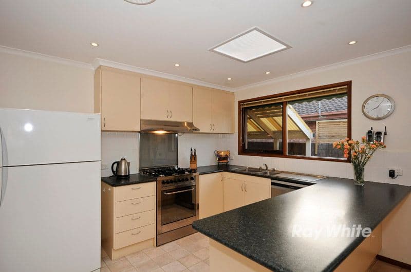12 Kirrum Close, WANTIRNA SOUTH VIC 3152, Wantirna South - Thumbnail 6