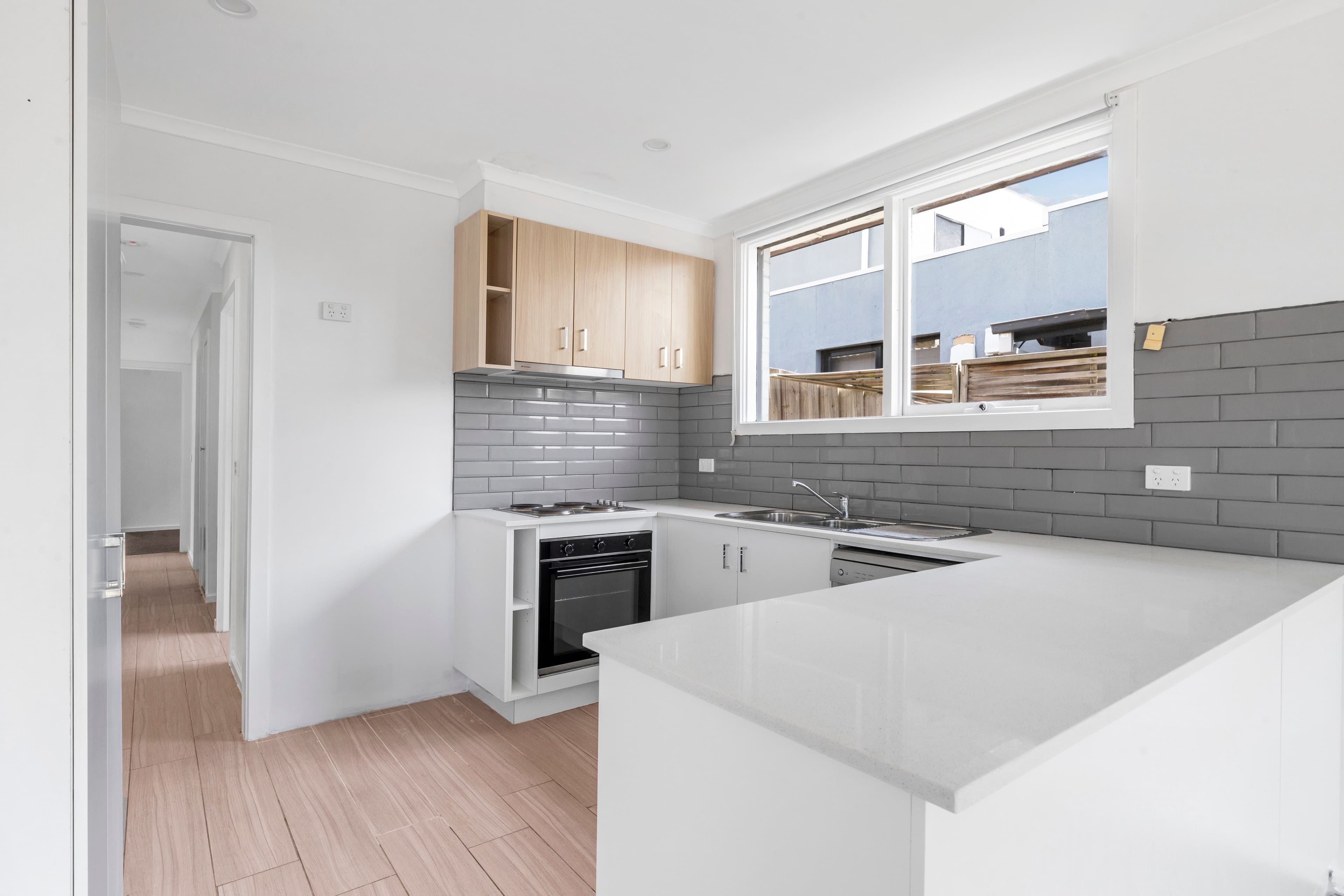 5 Henry Crescent, Seaford VIC 3198, Seaford - Thumbnail 3