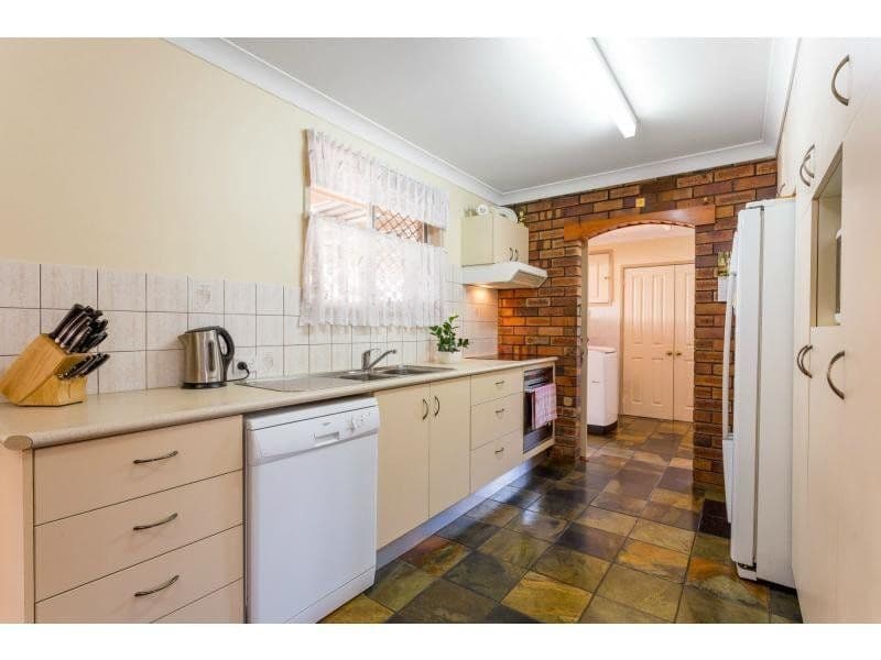 9 Lavelle Court, Clontarf QLD 4019, Clontarf - Thumbnail 6