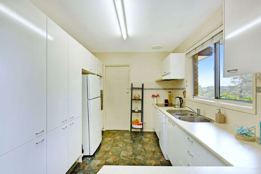 24 Meredith Avenue, Hornsby Heights - Thumbnail 3