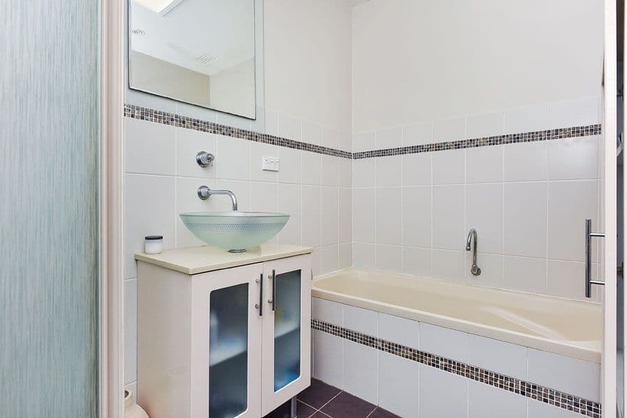 24 Meredith Avenue, Hornsby Heights - Thumbnail 6