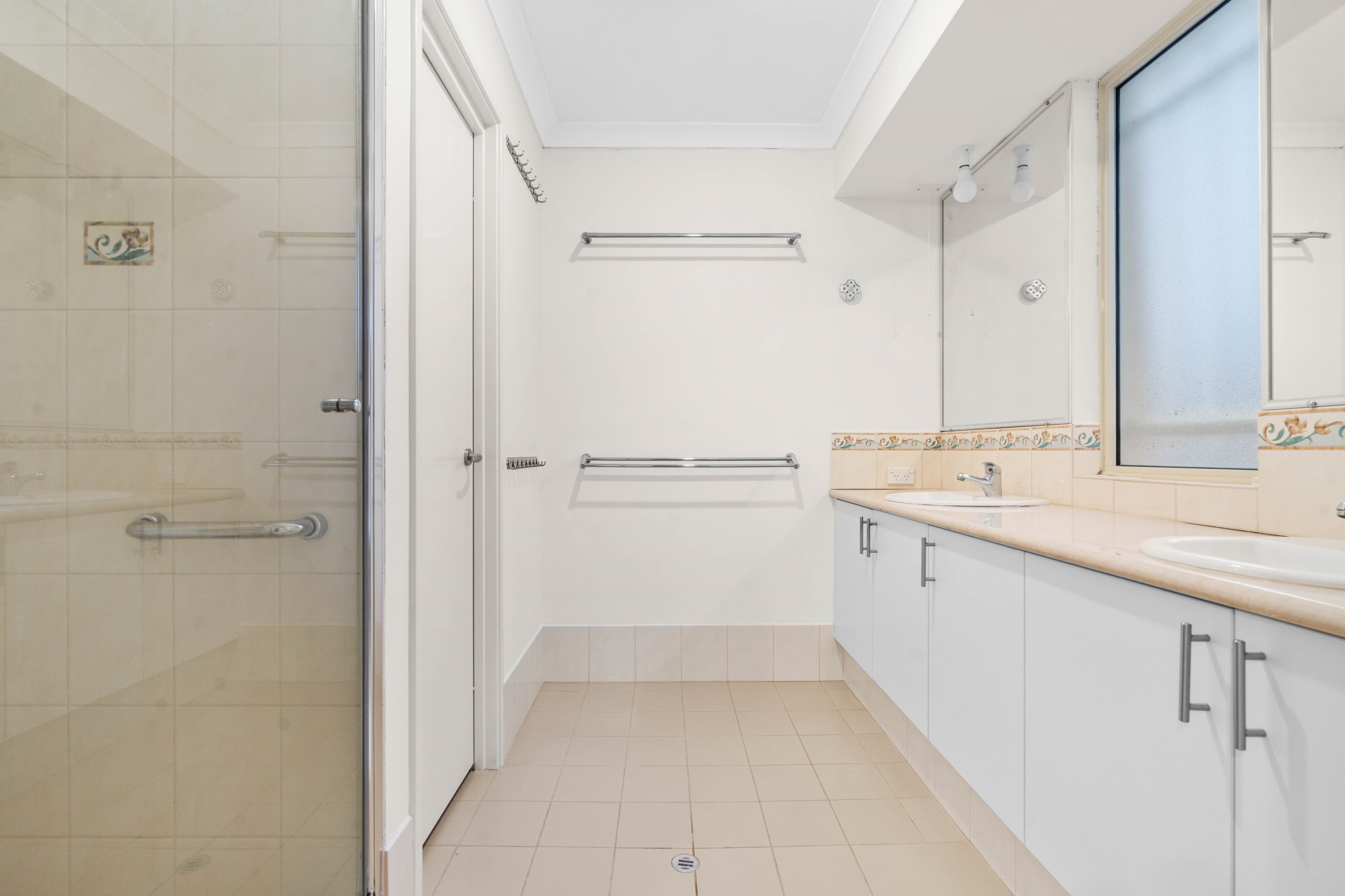 23 Hoop Place, Canning Vale WA 6155, Canning Vale - Thumbnail 7