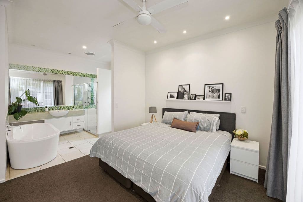 592 Heathwood Avenue, Lavington NSW 2641, Lavington - Thumbnail 6