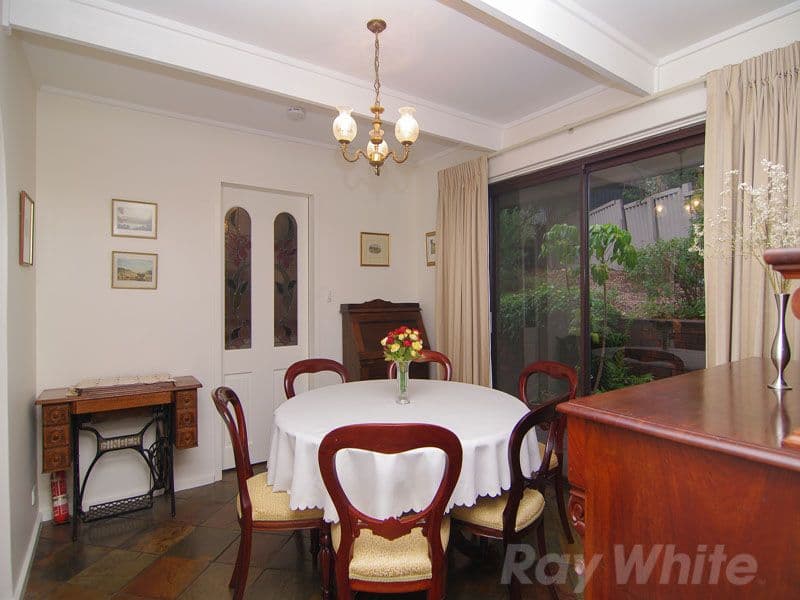 3 Sandow Crescent, COROMANDEL VALLEY SA 5051, Coromandel Valley - Thumbnail 5
