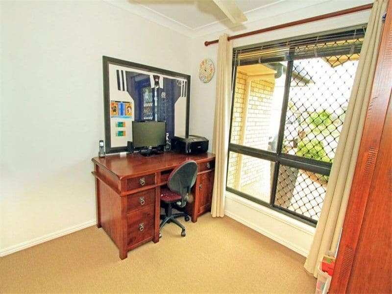 4 Kristin Close, GRACEMERE QLD 4702, Gracemere - Thumbnail 2