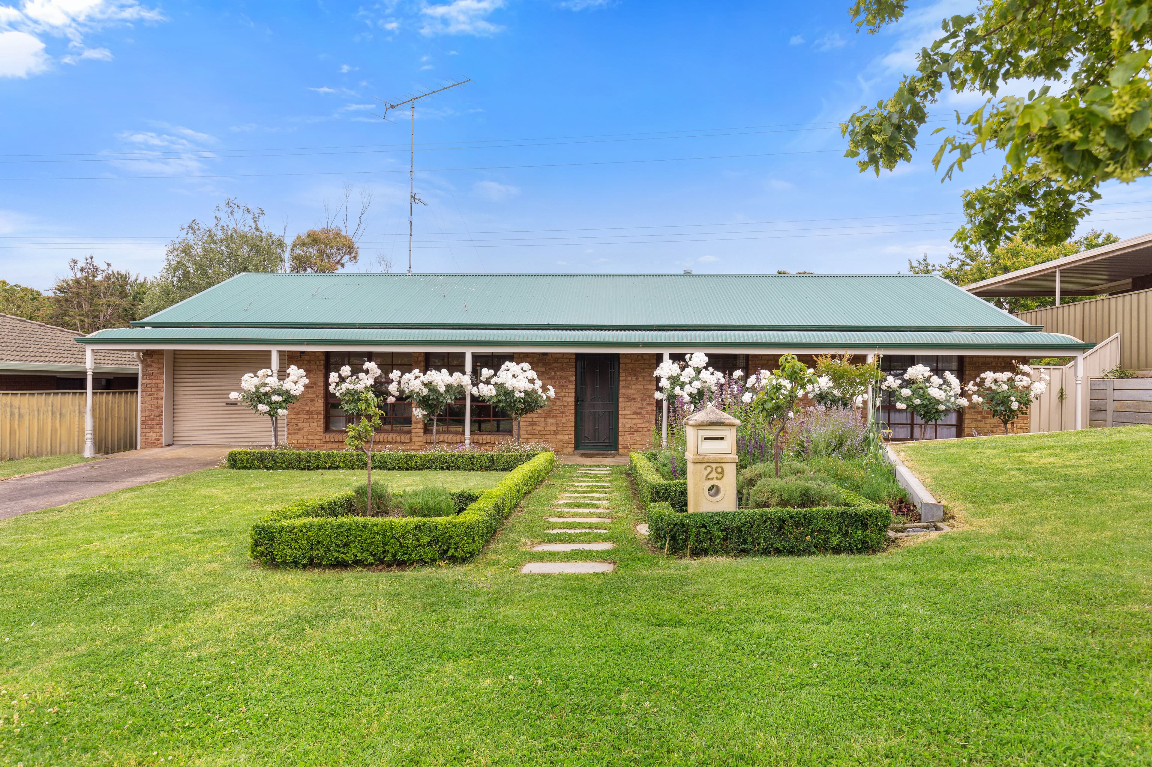29 Shalamar Crescent, Mount Gambier SA 5290, Mount Gambier - Image 1