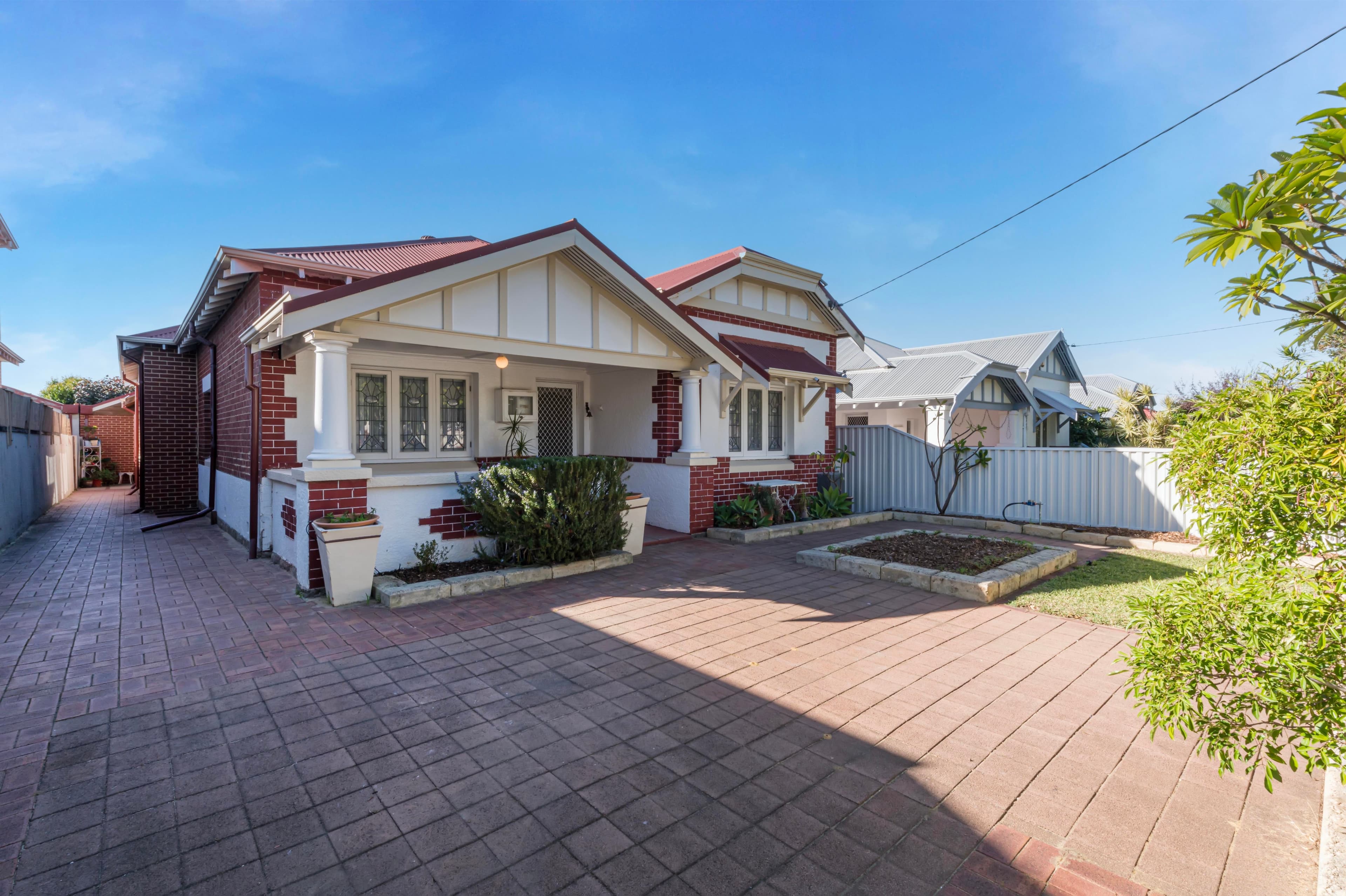 46 The Boulevarde, Mount Hawthorn WA 6016, Mount Hawthorn - Thumbnail 3