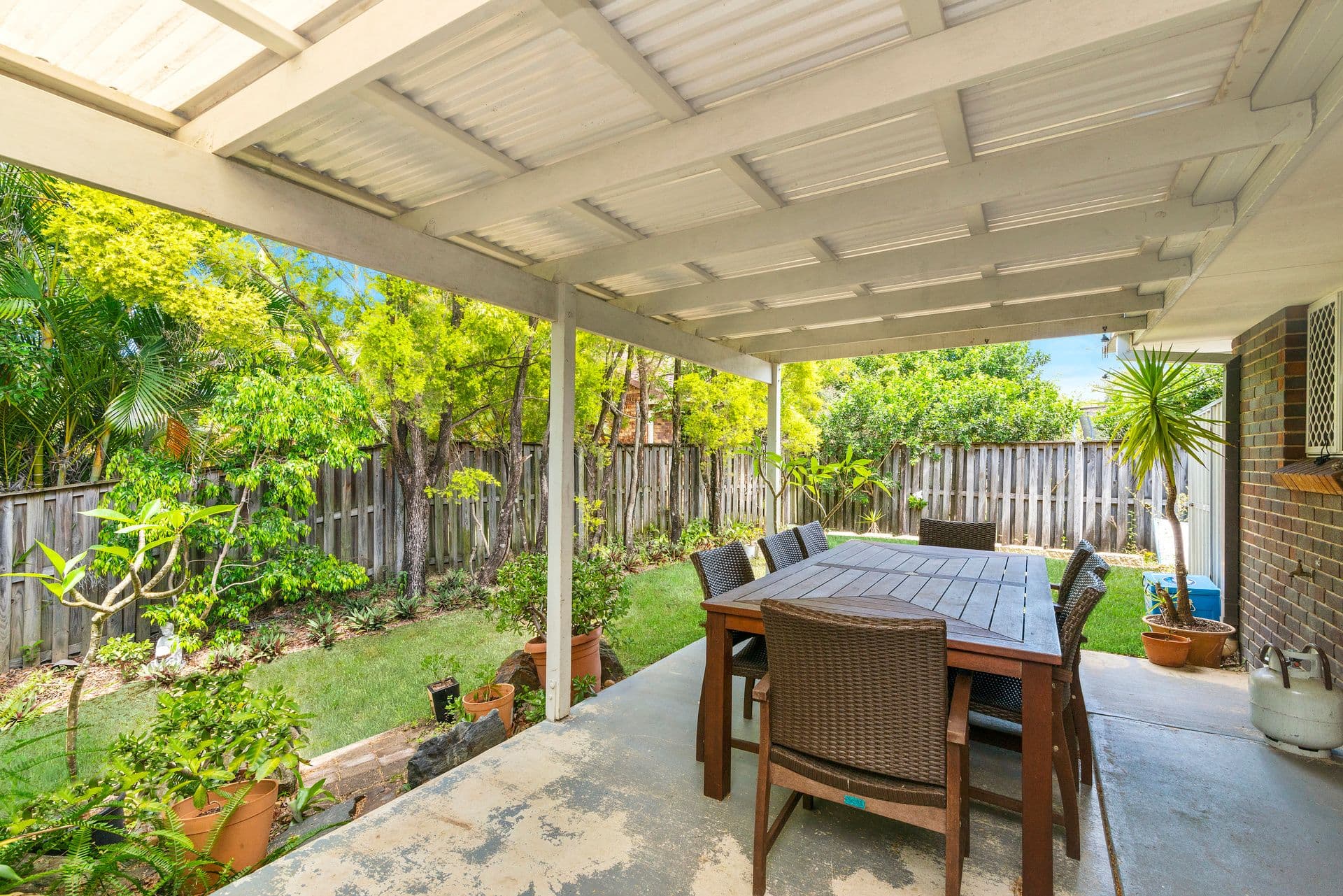 2 Daphne Court, Elanora QLD 4221, Elanora - Image 1