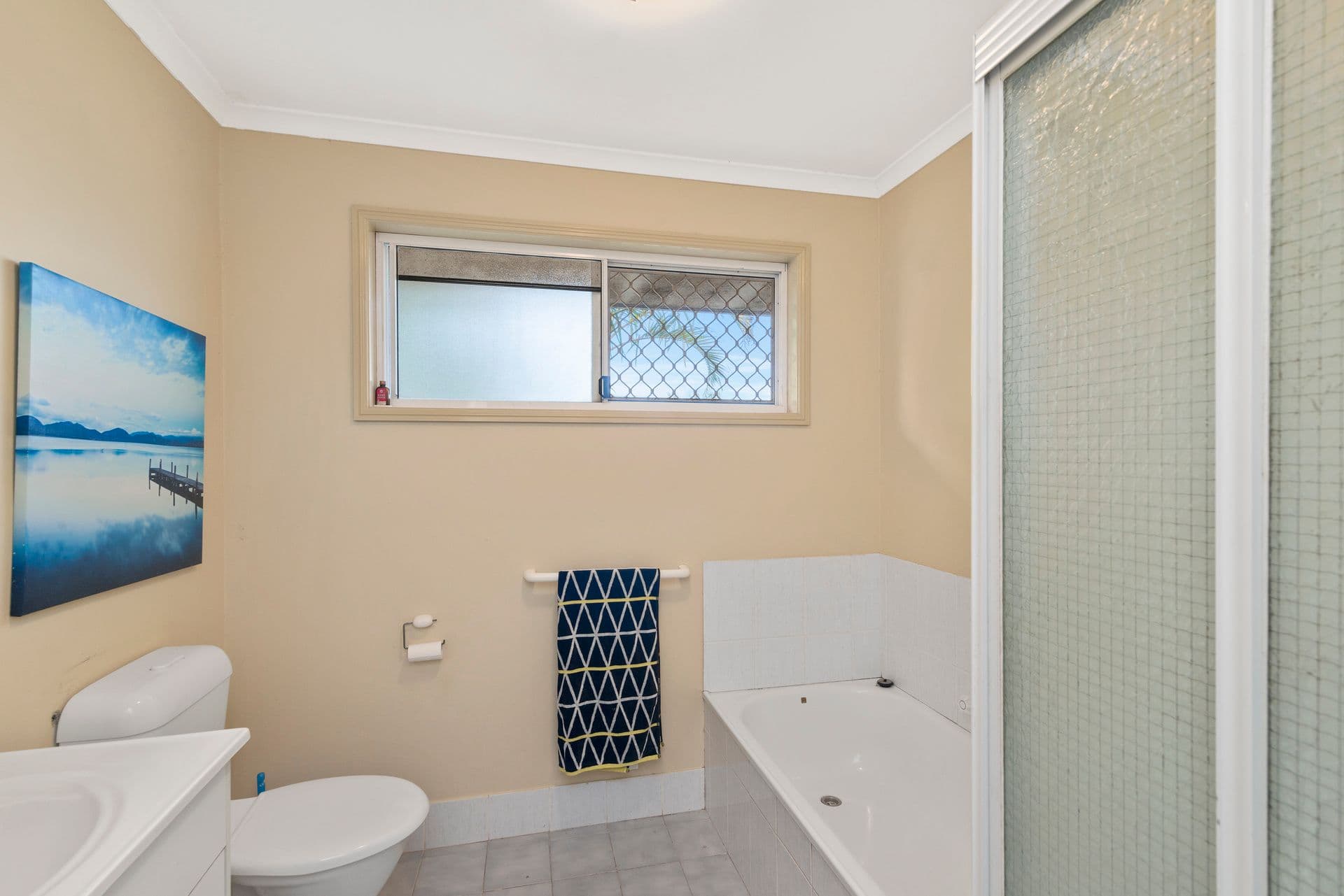 2 Daphne Court, Elanora QLD 4221, Elanora - Thumbnail 8