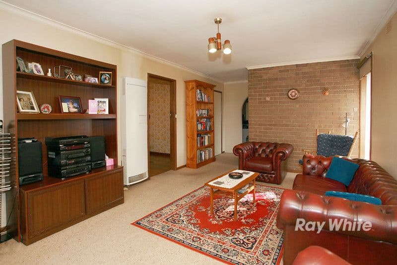 5 Abbey Court, NOBLE PARK VIC 3174, Noble Park - Thumbnail 4