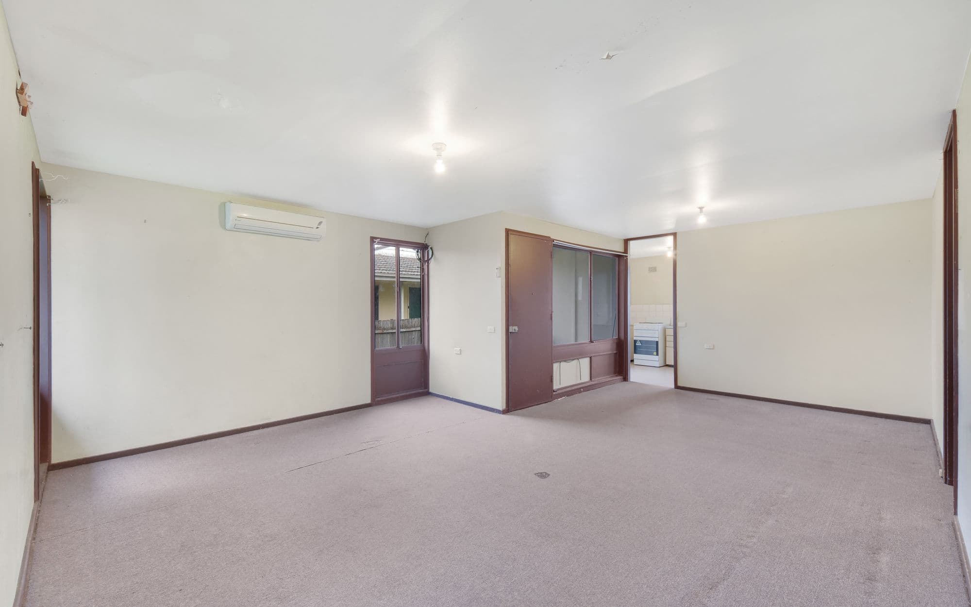 8 Waterhouse Place, Airds NSW 2560, Airds - Thumbnail 2