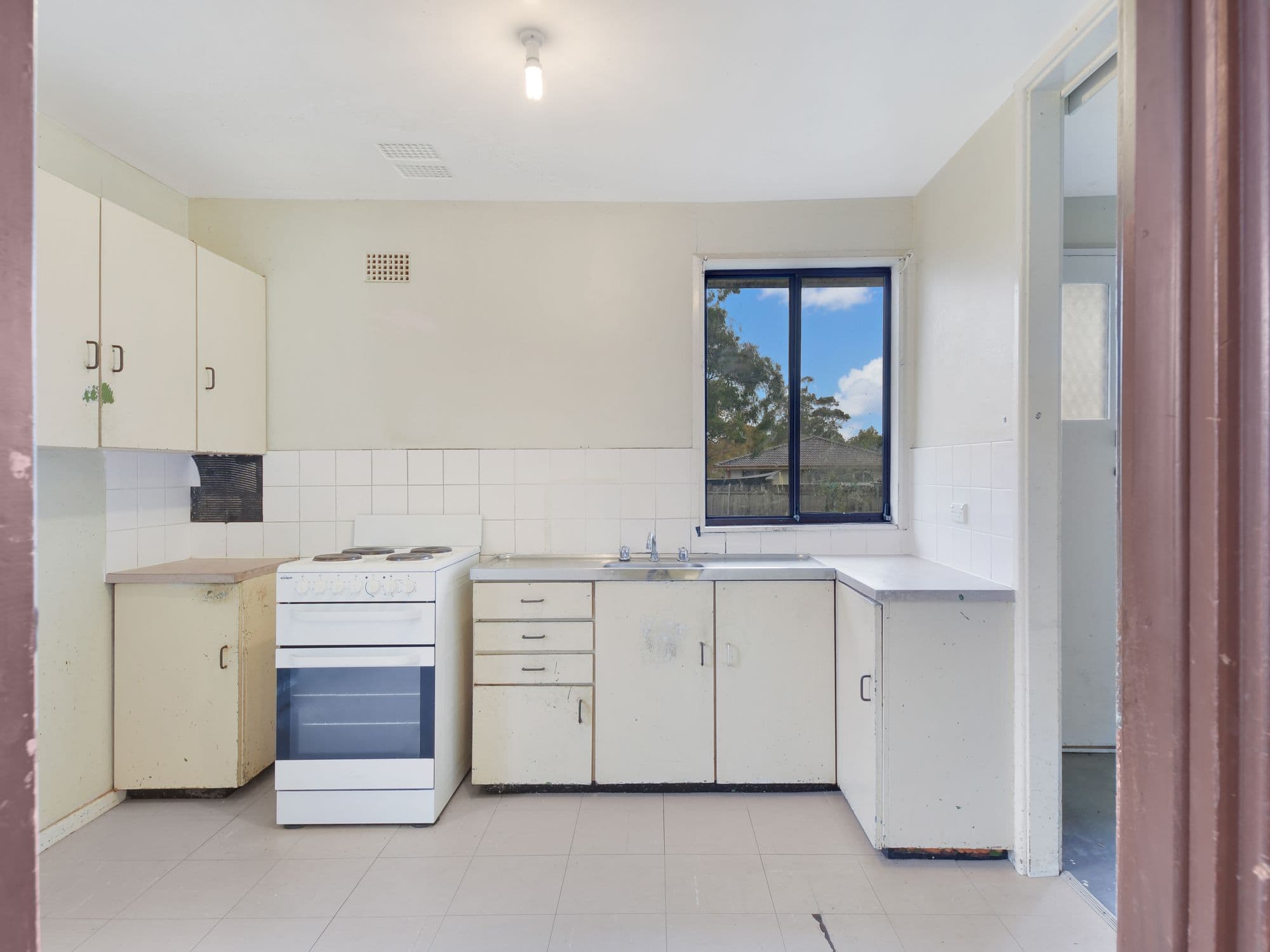 8 Waterhouse Place, Airds NSW 2560, Airds - Thumbnail 4