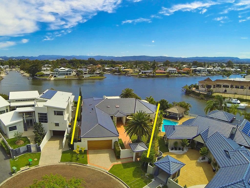 21 St Raphael Terrace, Sorrento QLD 4217, Sorrento - Thumbnail 2