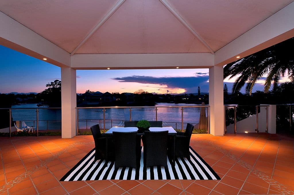21 St Raphael Terrace, Sorrento QLD 4217, Sorrento - Thumbnail 3