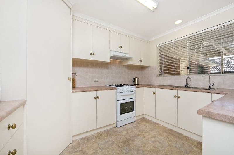 24 Blackwood Drive, CRAIGMORE SA 5114, Craigmore - Thumbnail 3