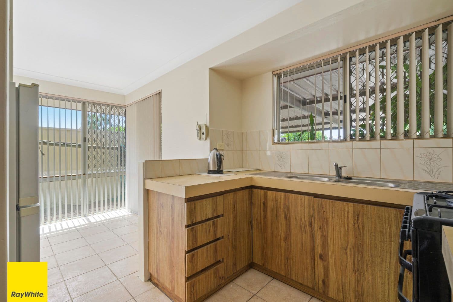9 Regnans Close, Mirrabooka WA 6061, Mirrabooka - Thumbnail 7