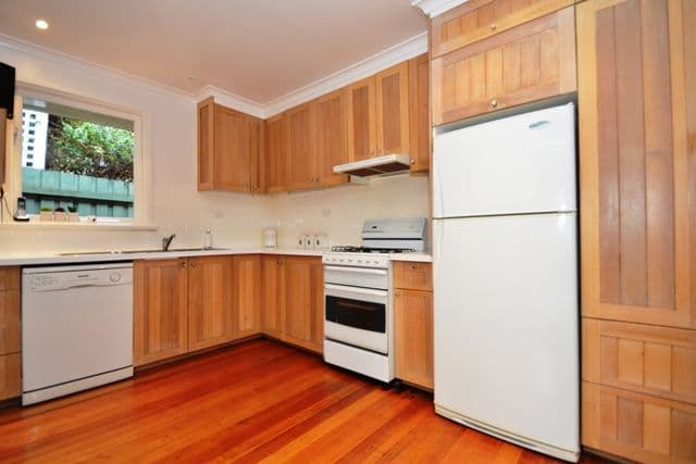 3 Frances Avenue, GREENSBOROUGH VIC 3088, Greensborough - Thumbnail 3