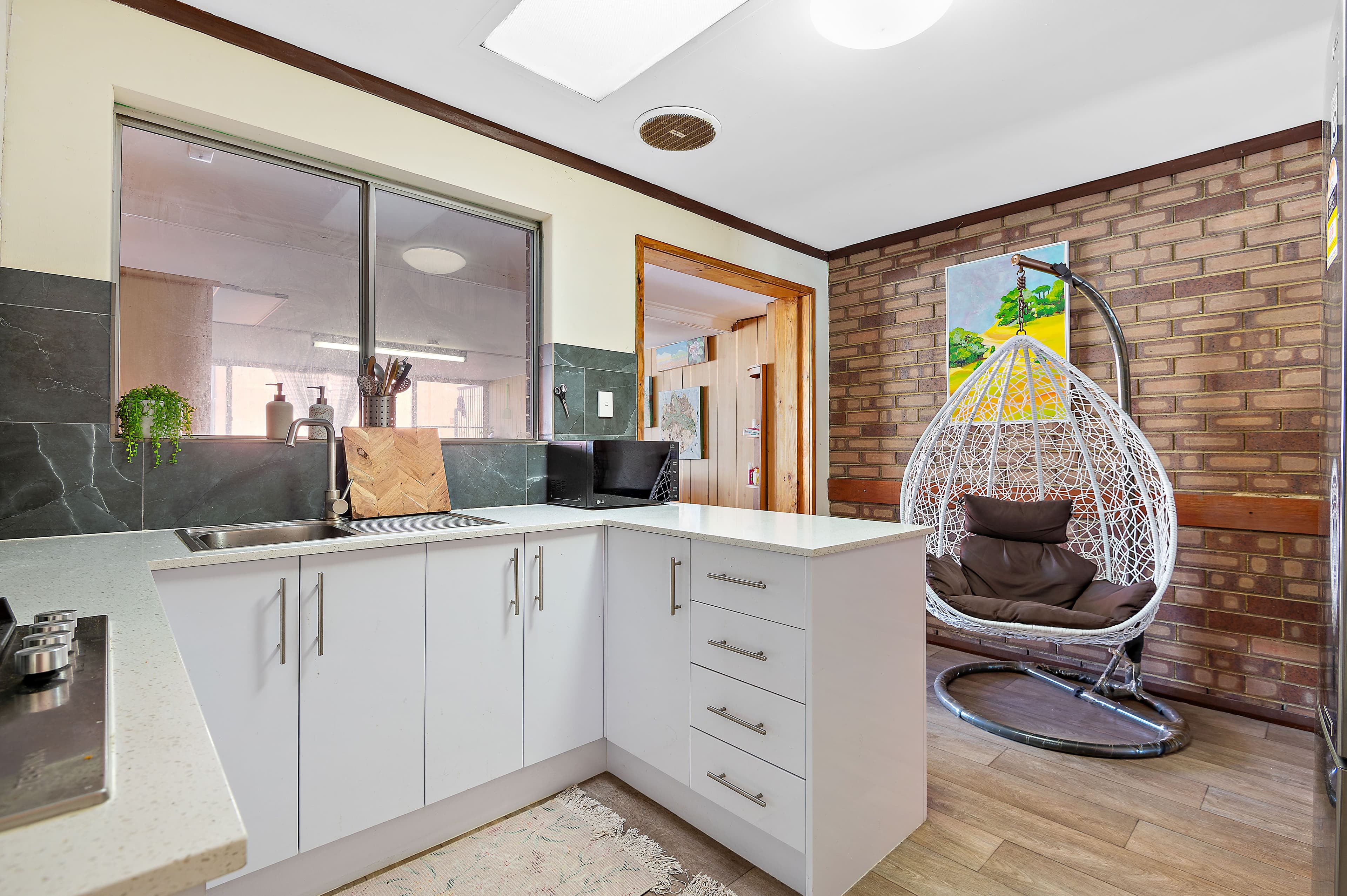 46 Warton Road, Huntingdale WA 6110, Huntingdale - Thumbnail 4