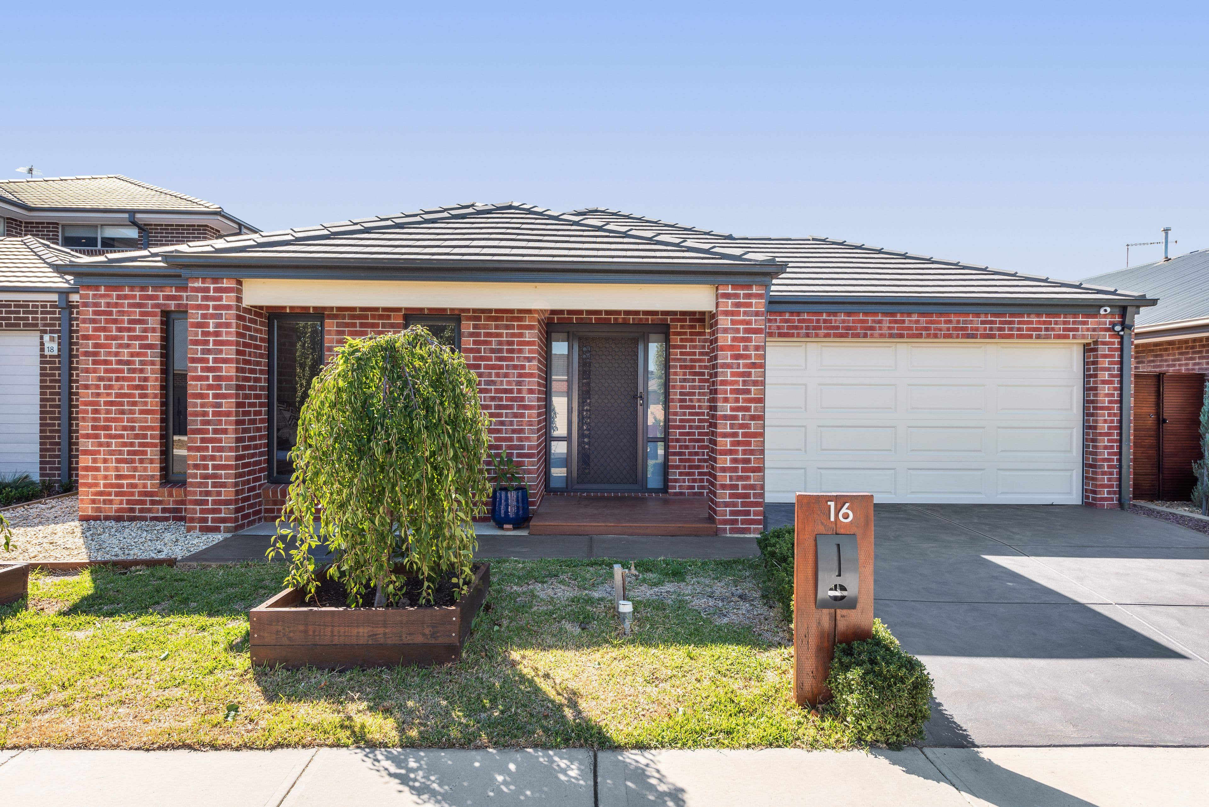 16 Woorawa Drive, Doreen VIC 3754, Doreen - Thumbnail 3