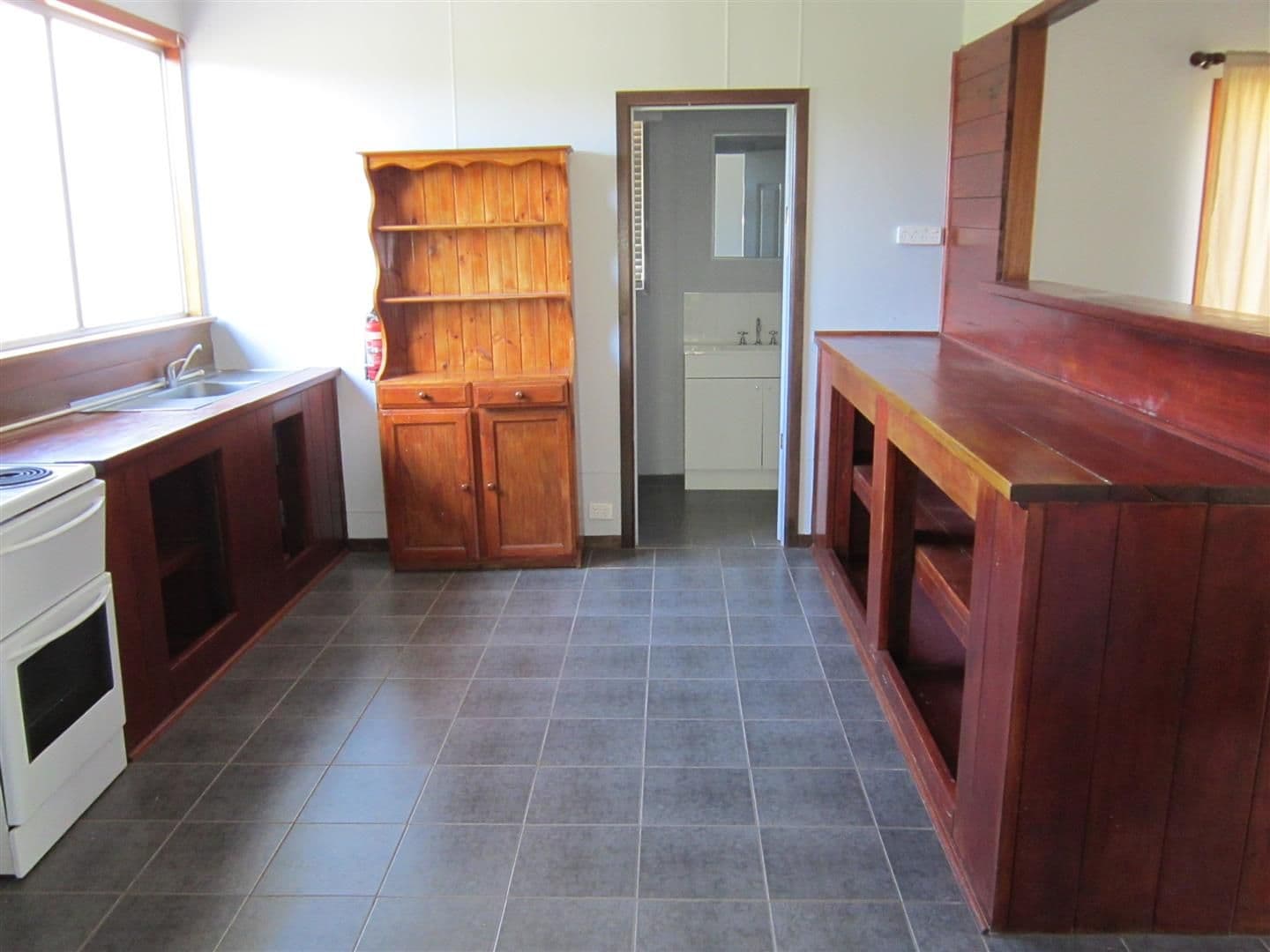 50568 Burnett Highway, Mount Morgan QLD 4714, Mount Morgan - Thumbnail 2