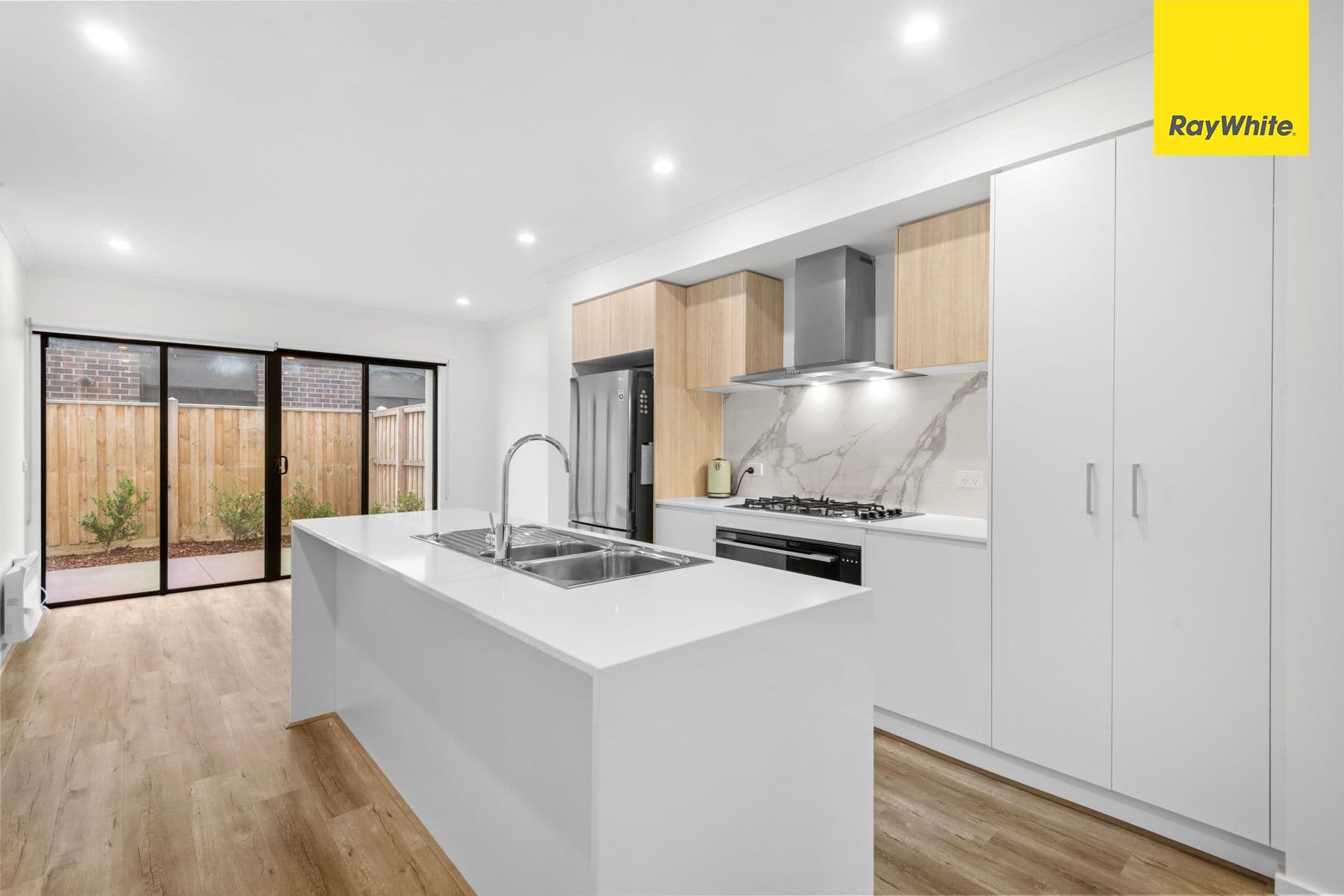 101 Shelterbelt Avenue, WEIR VIEWS VIC 3338, Weir Views - Thumbnail 4