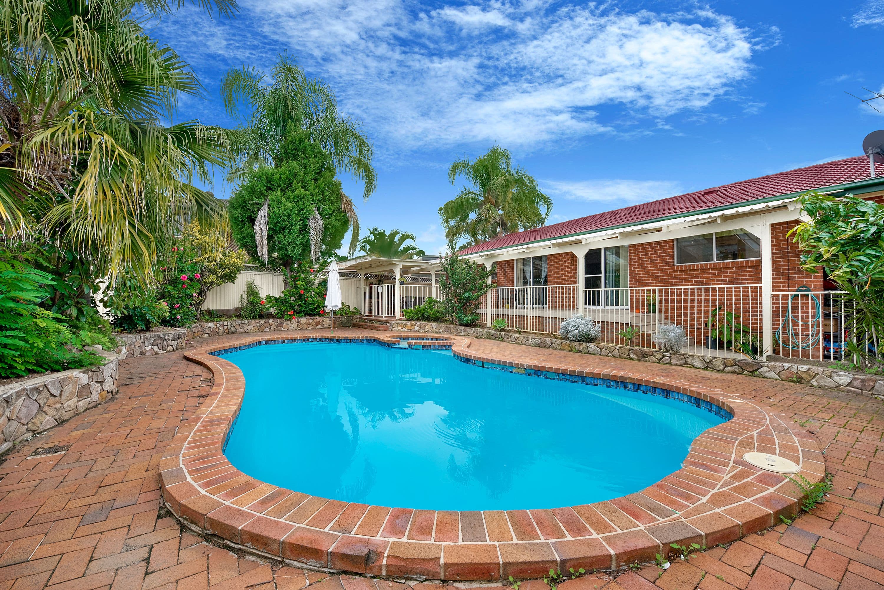 4 Lyndia Street, Ingleburn - Thumbnail 2