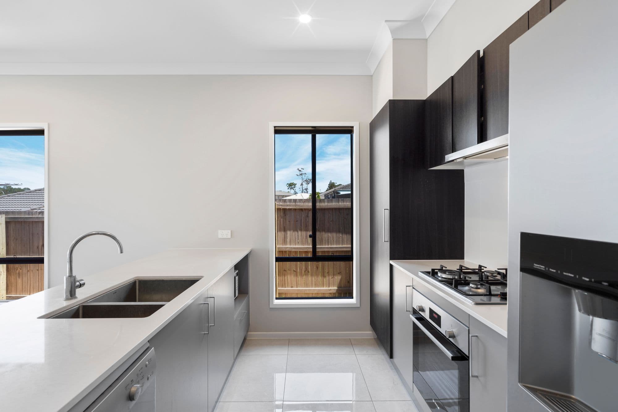23 Linton Street, Loganlea QLD 4131, Loganlea - Thumbnail 3
