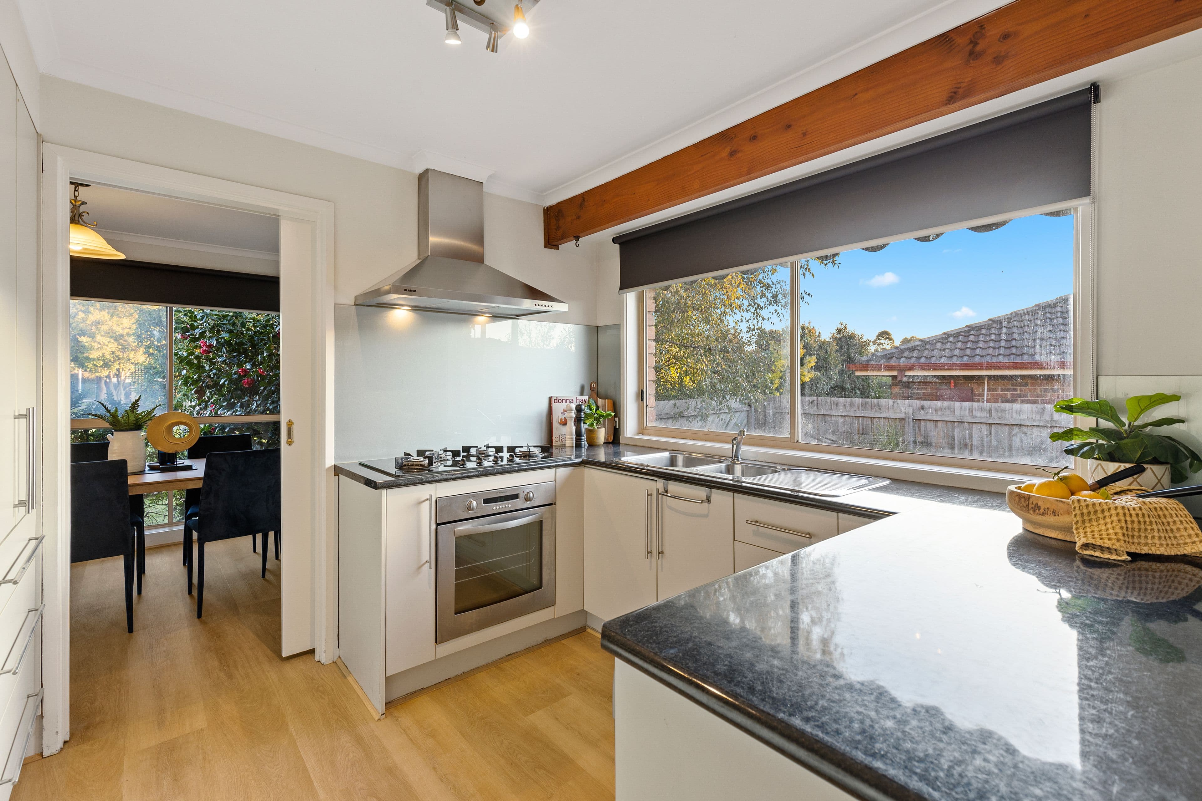 8 Burchall Crescent, Rowville VIC 3178, Rowville - Thumbnail 7