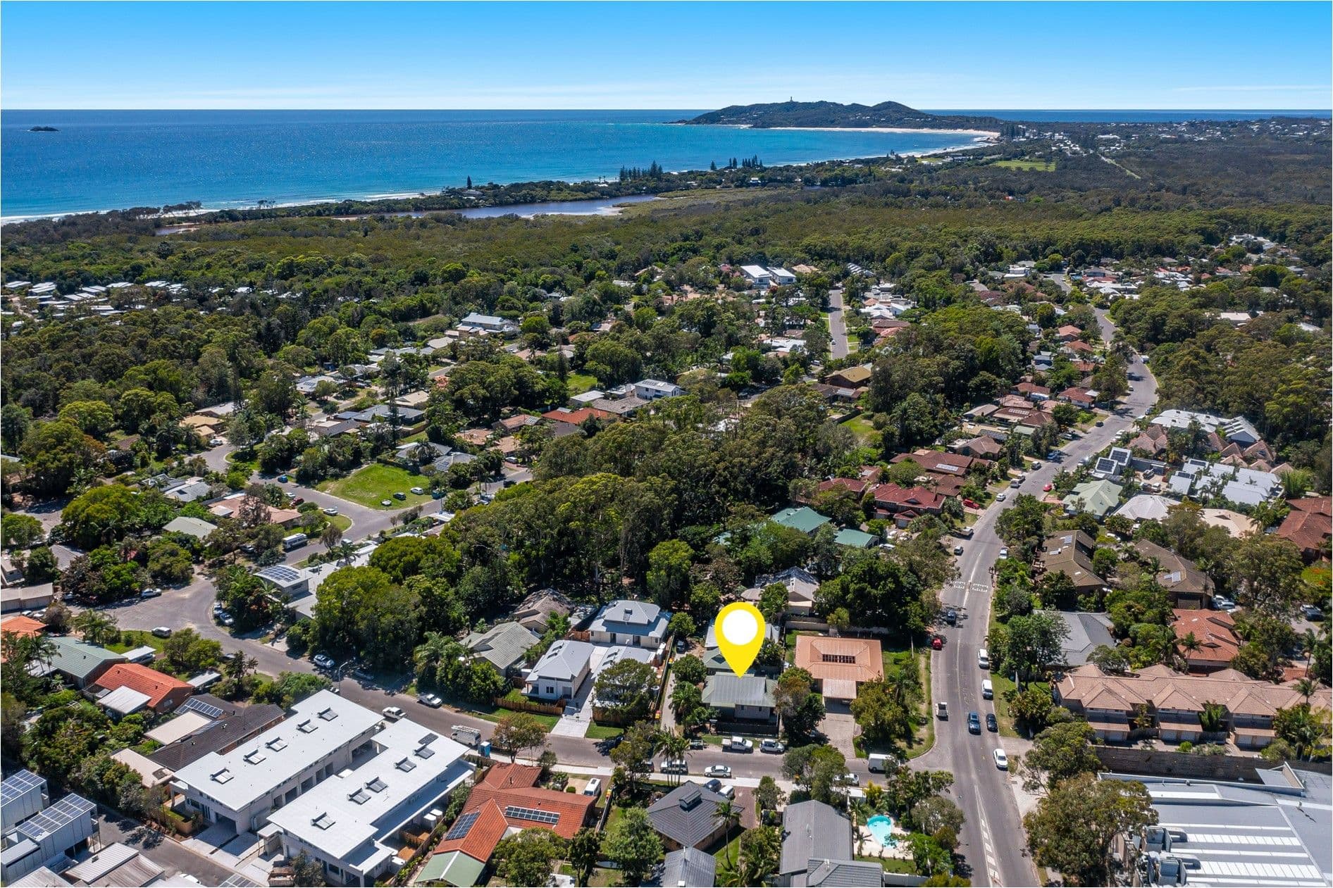 1/4 Julian Rocks Drive, Byron Bay NSW 2481, Byron Bay - Thumbnail 2