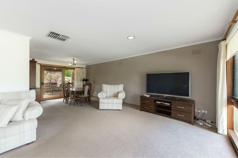 2 Bruthen Court, Brookfield VIC 3338, Brookfield - Thumbnail 8
