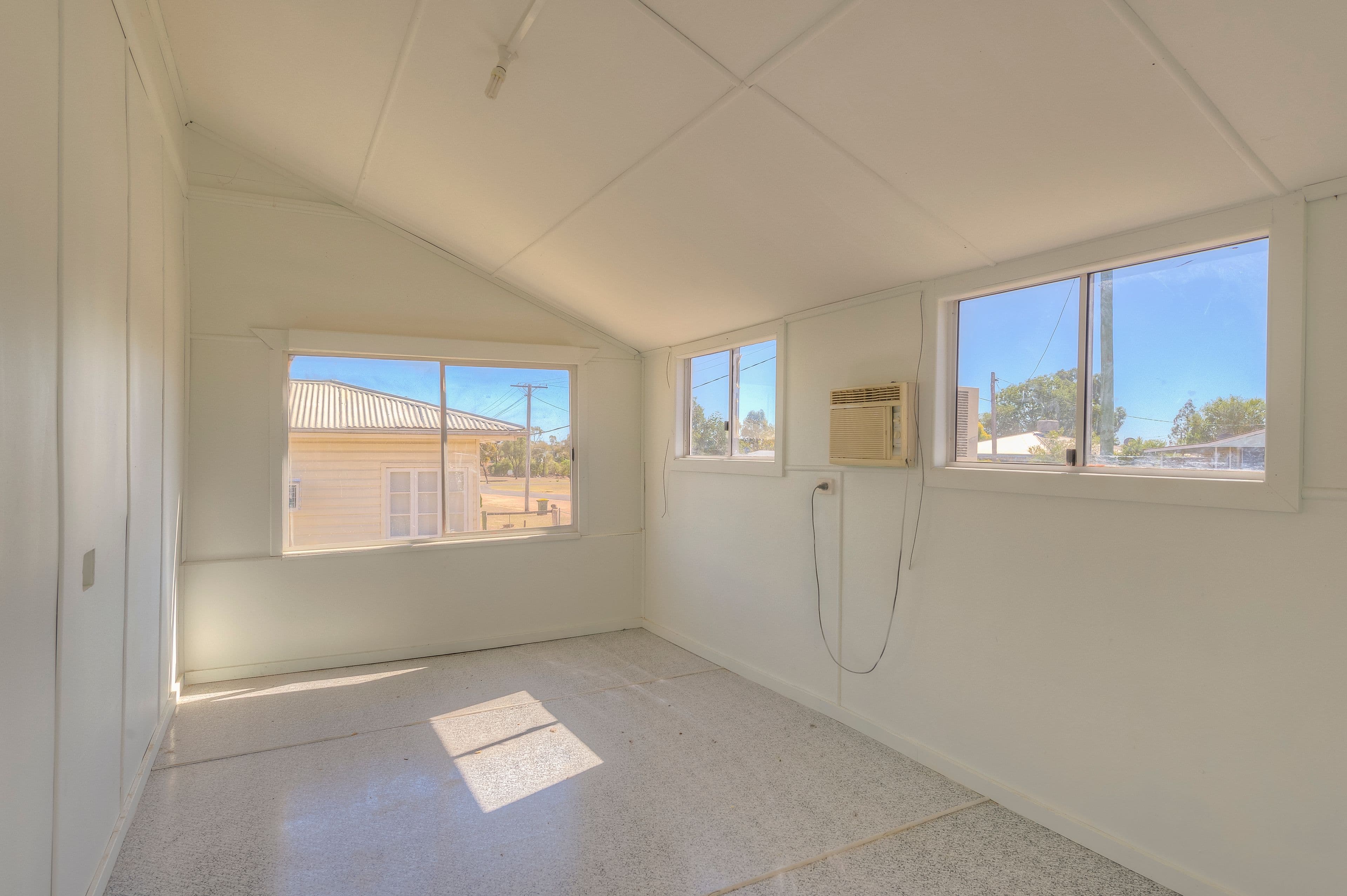 4 Mundell Street, Wandoan QLD 4419, Wandoan - Thumbnail 8