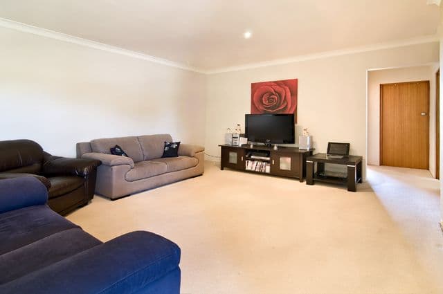 17 Simon Street, Freshwater, QLD, 4870, Freshwater - Thumbnail 2