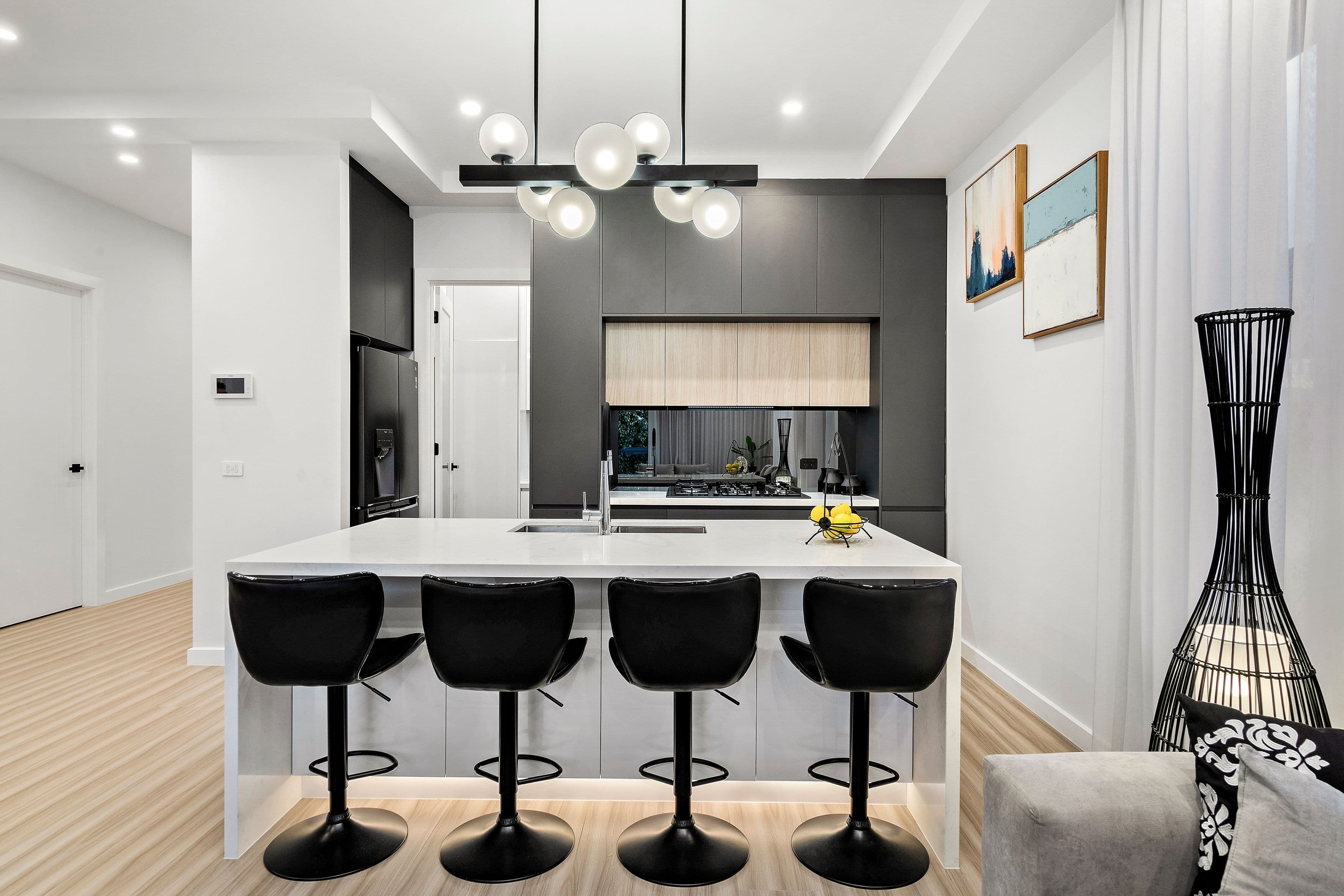 167 Wilson Boulevard, Reservoir VIC 3073, Reservoir - Thumbnail 4