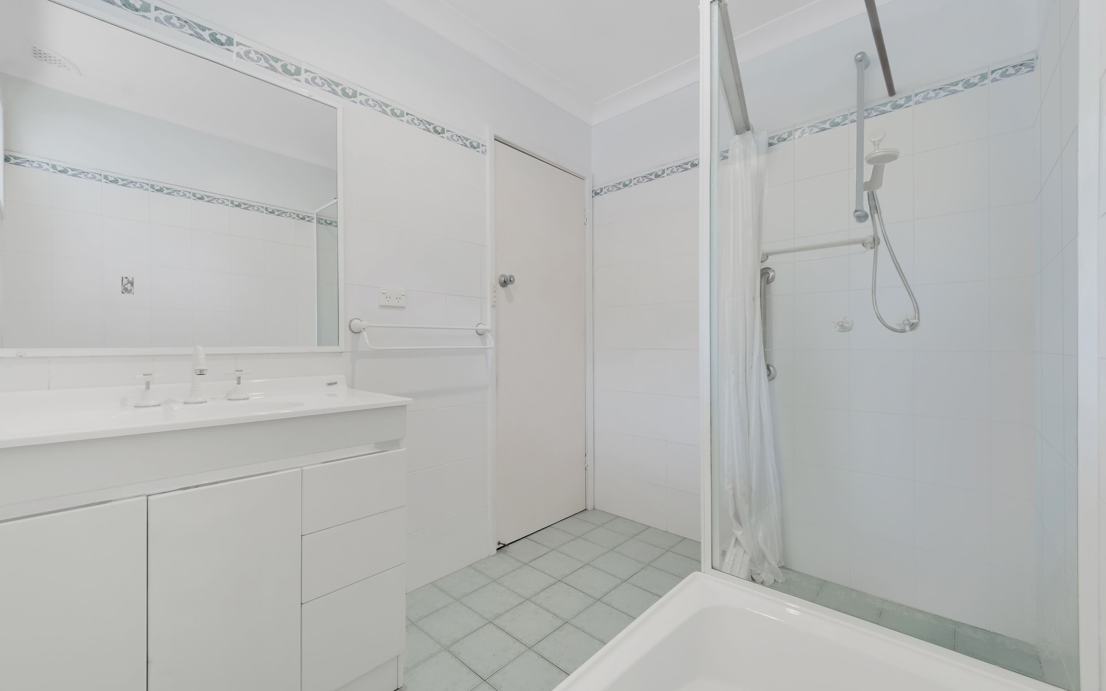 24 Blue Gum Avenue, Ingleburn NSW 2565, Ingleburn - Thumbnail 8
