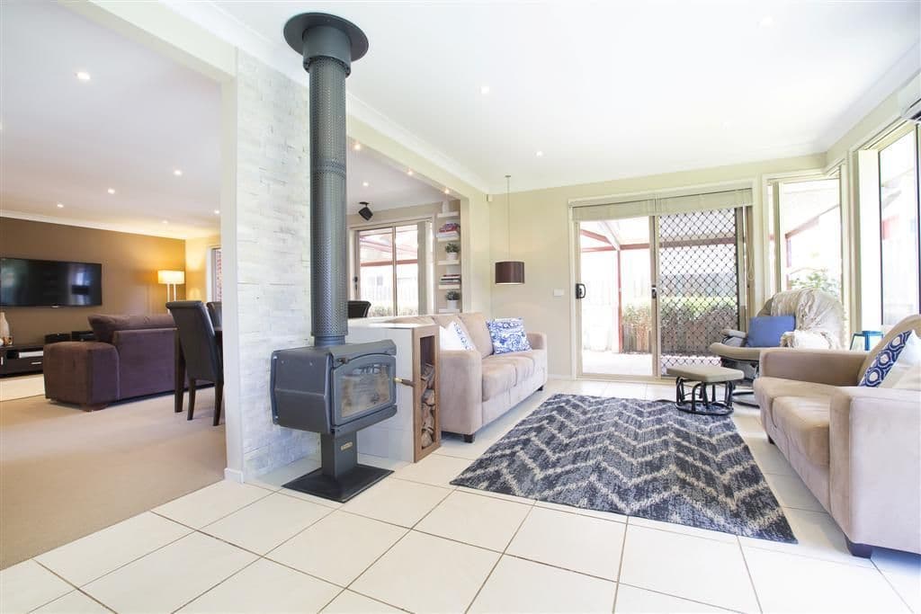 39 Ballybunnion Terrace, Glenmore Park - Thumbnail 4
