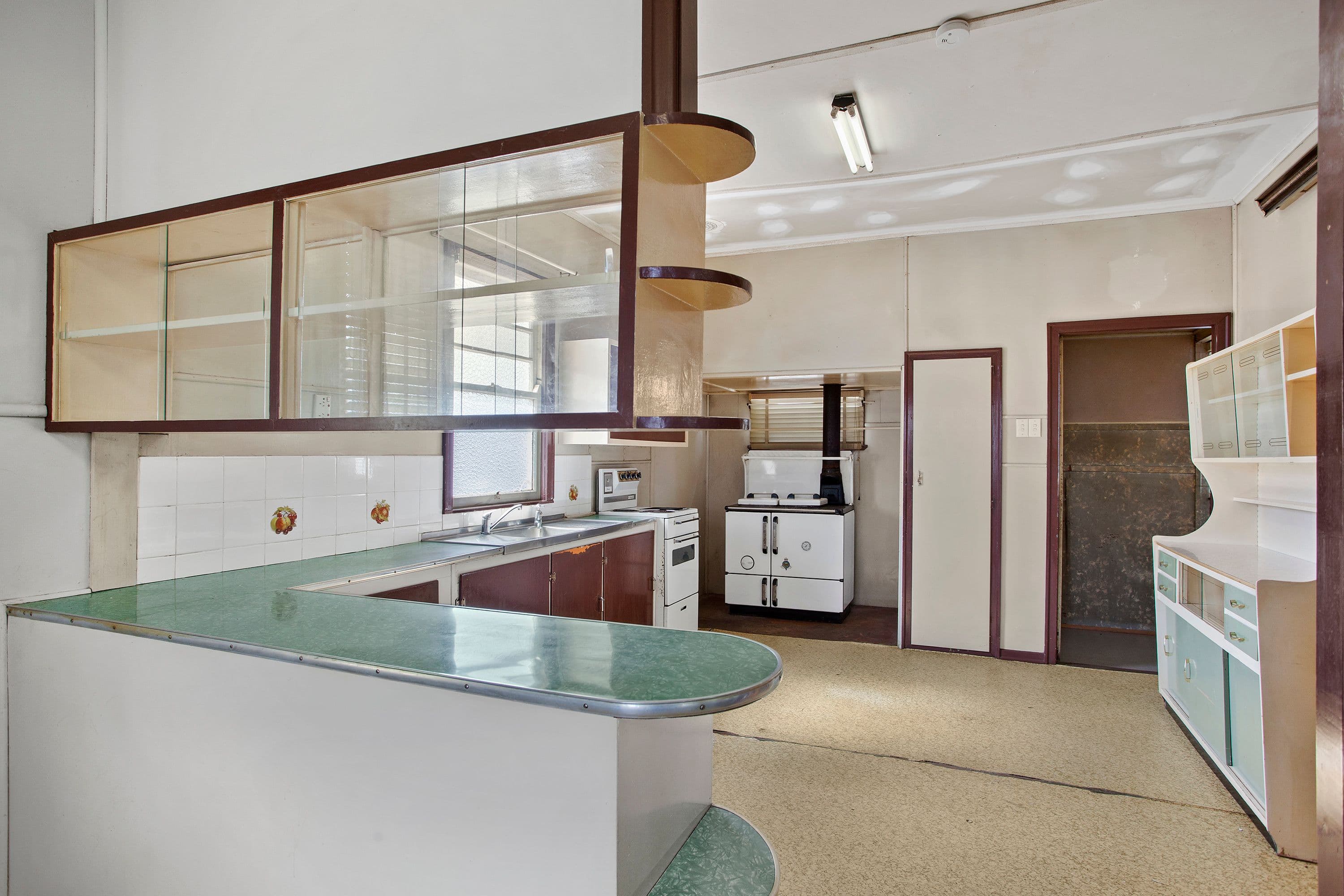 92 Drayton Road, Harristown QLD 4350, Harristown - Thumbnail 2