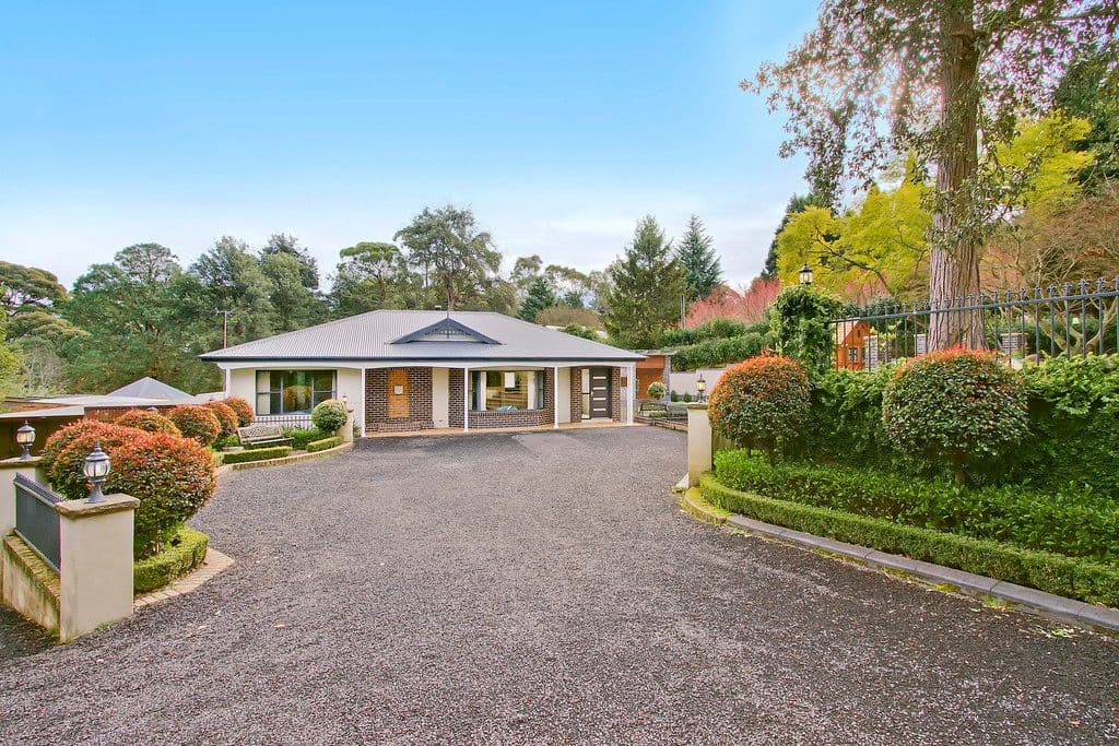 105 Warks Hill Road, KURRAJONG HEIGHTS NSW 2758, Kurrajong Heights - Image 1
