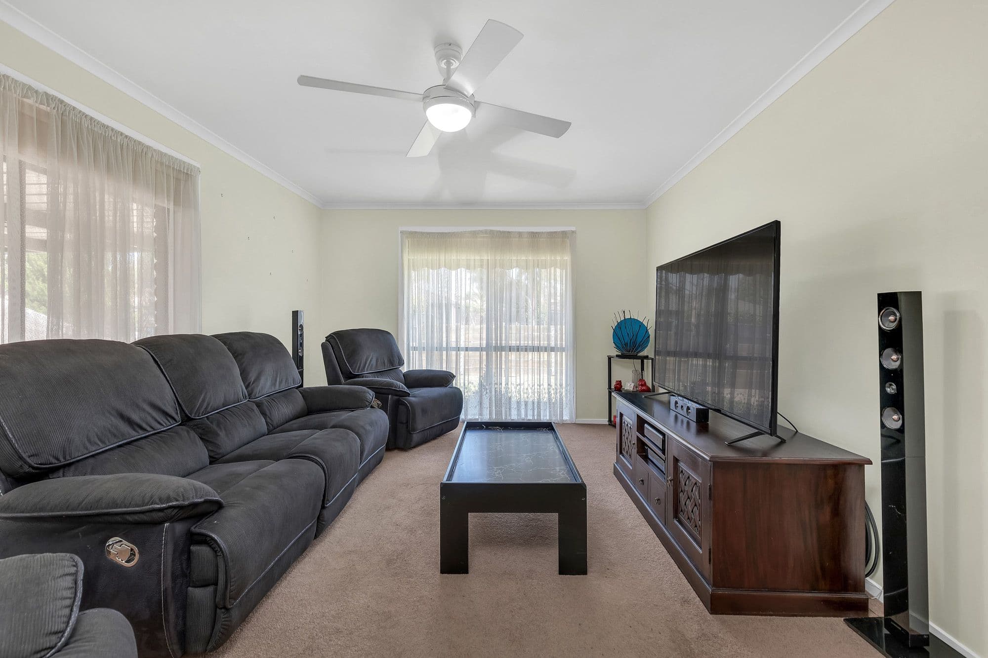 43 Cassowary Avenue, Werribee VIC 3030, Werribee - Thumbnail 3