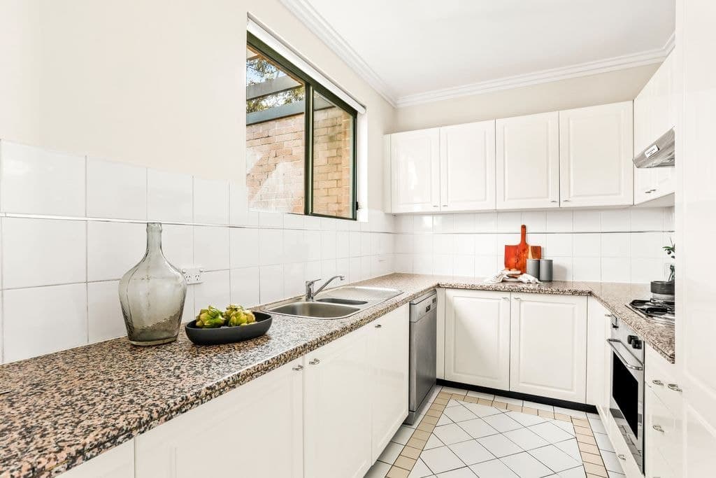 11/118 Lawrence Street, Alexandria - Thumbnail 5