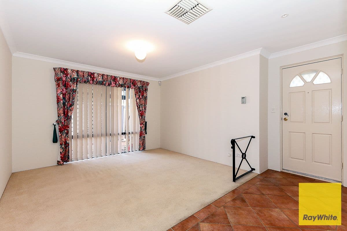 10 Wessells Elbow, Ballajura WA 6066, Ballajura - Thumbnail 2
