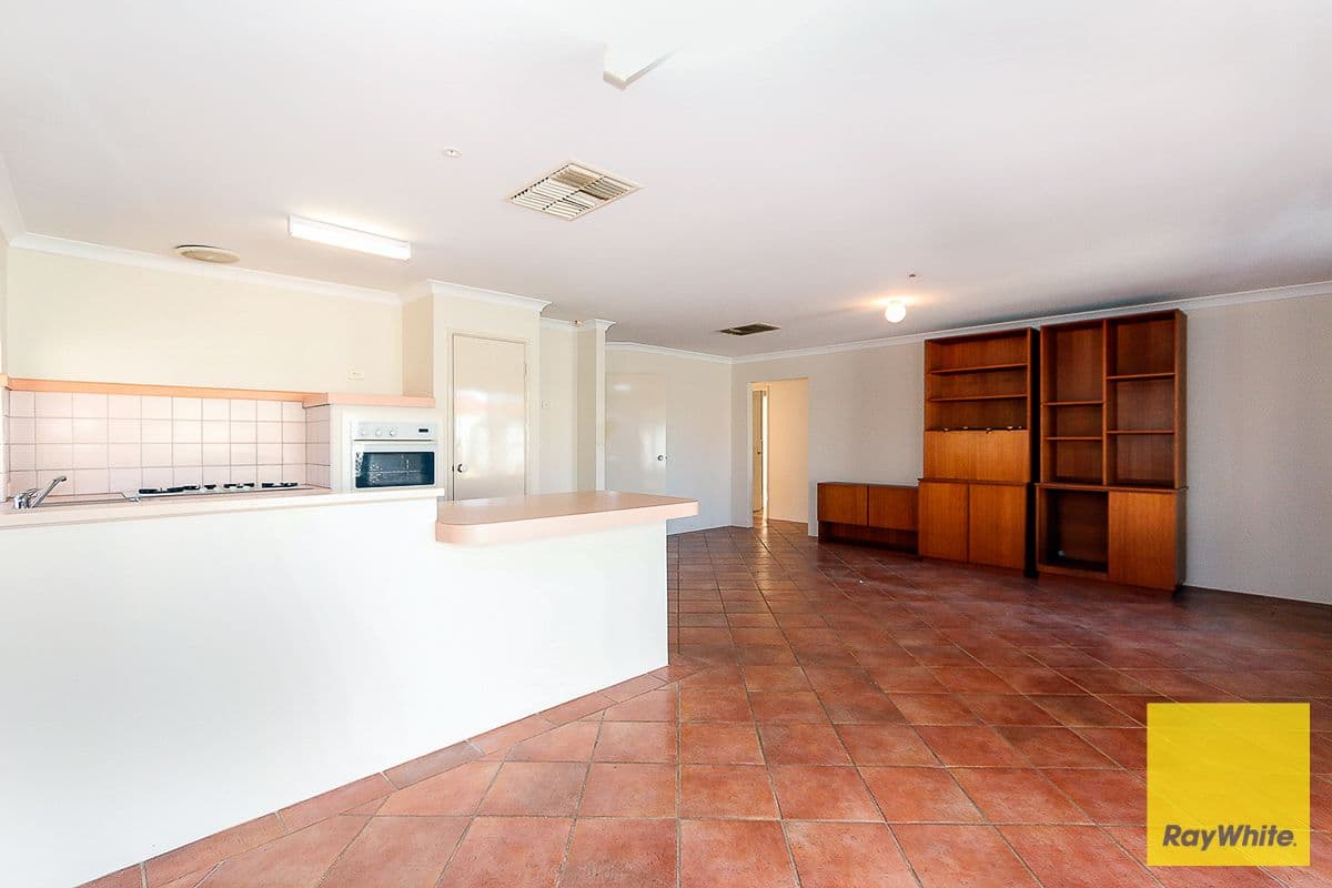 10 Wessells Elbow, Ballajura WA 6066, Ballajura - Thumbnail 7