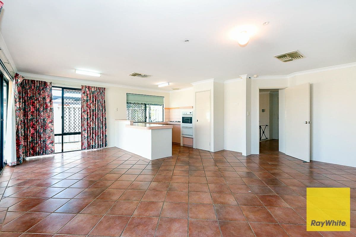 10 Wessells Elbow, Ballajura WA 6066, Ballajura - Thumbnail 8