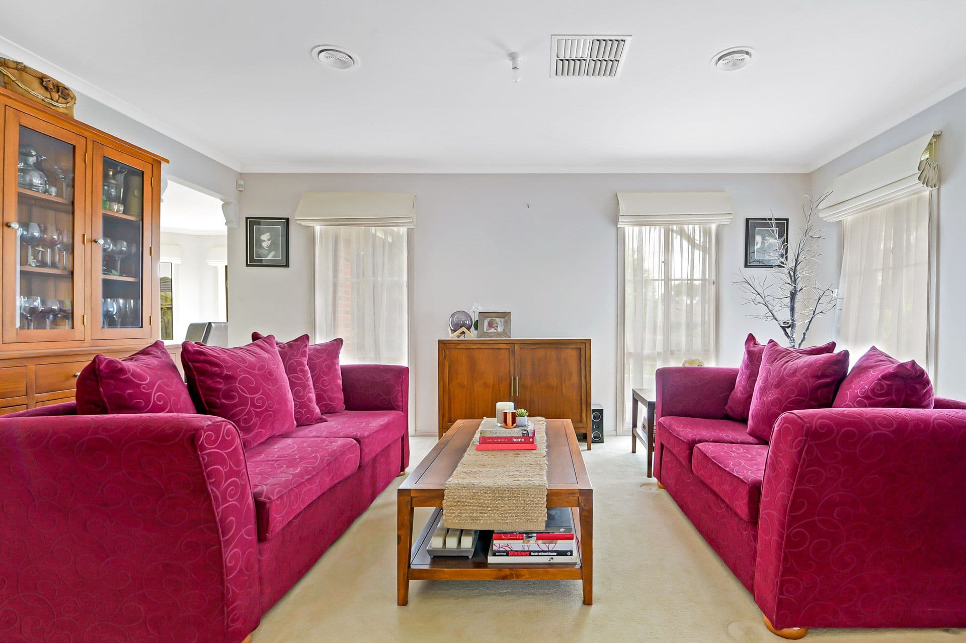 28 Regent Close, Berwick VIC 3806, Berwick - Thumbnail 3