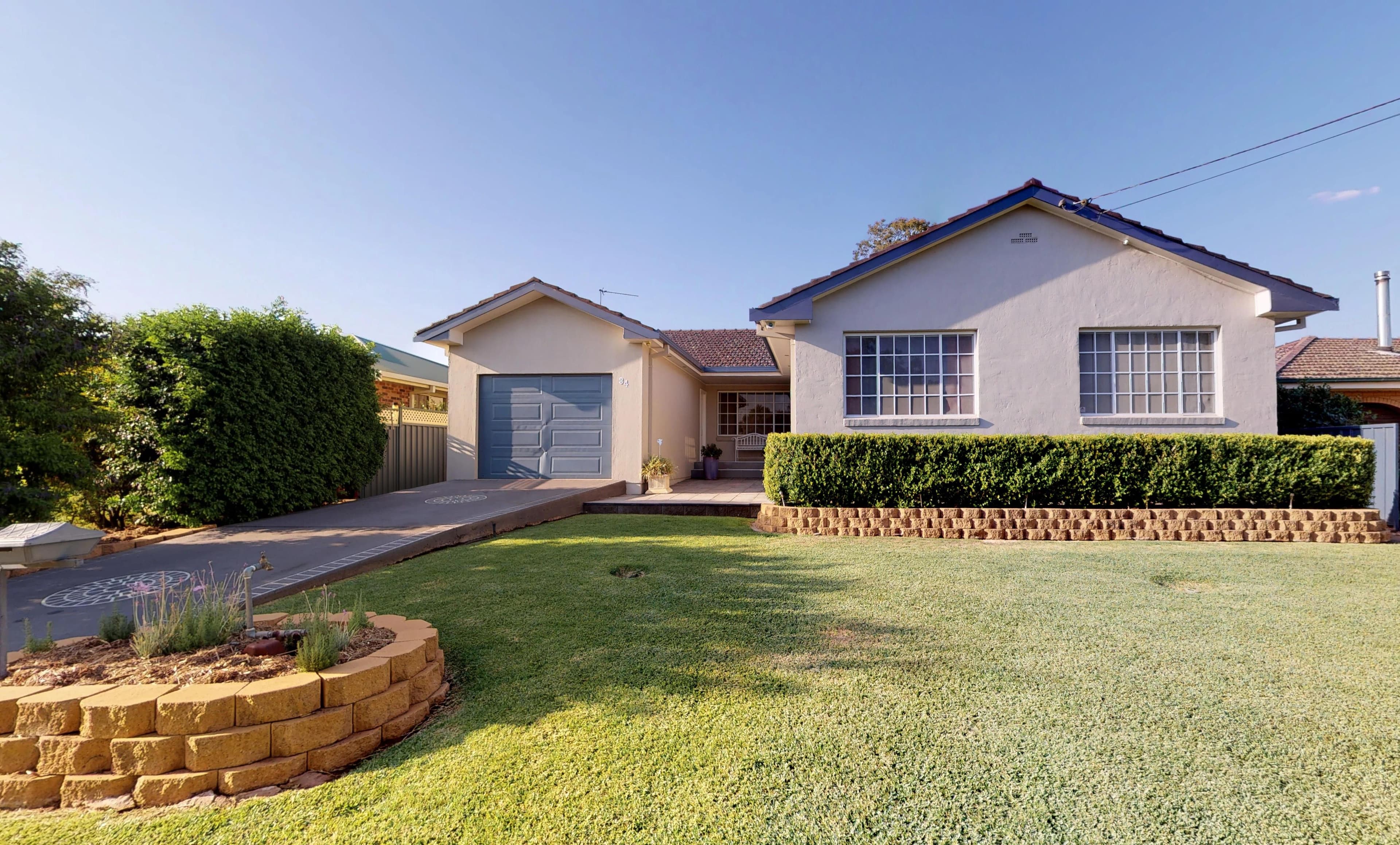 34 Sapphire Street, Dubbo - Image 1